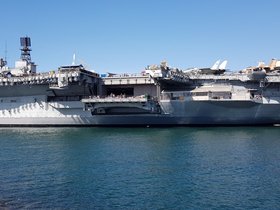 San Diego (USS Midway & Bay & Sea World & Zoo)